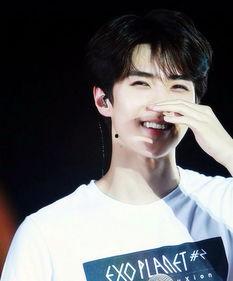 吃瓜小熊吴世勋视频大全